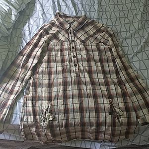 Love Notes Long sleeve Plaid Button Up